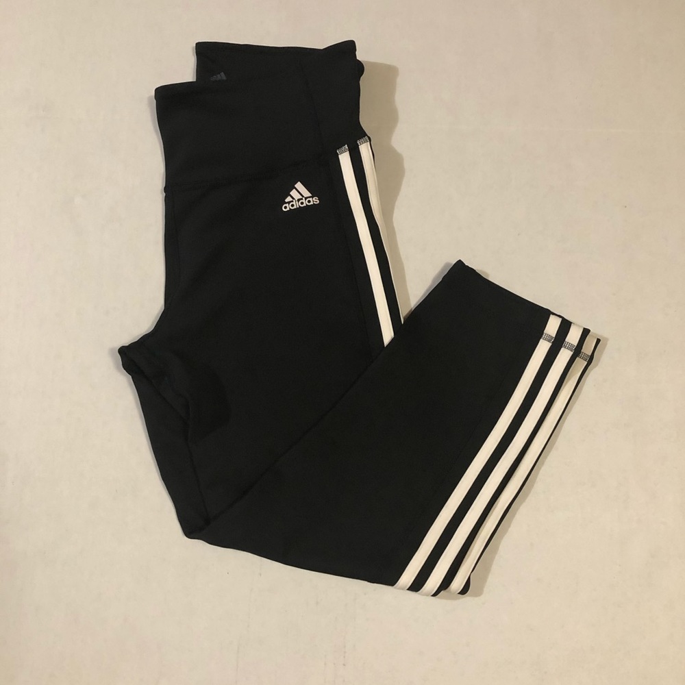 Women Adidas Crop Leggings
